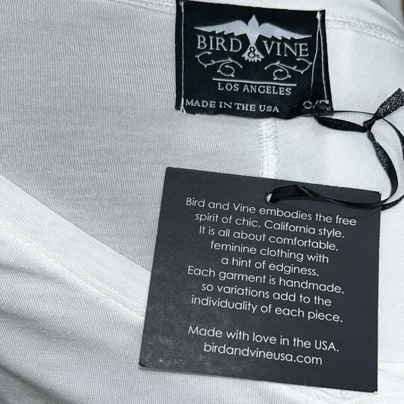 NWT Bird & Vine SZ O/S black/white graphic top, dolman sleeves, hi/low. Bust 60” - Picture 5 of 5